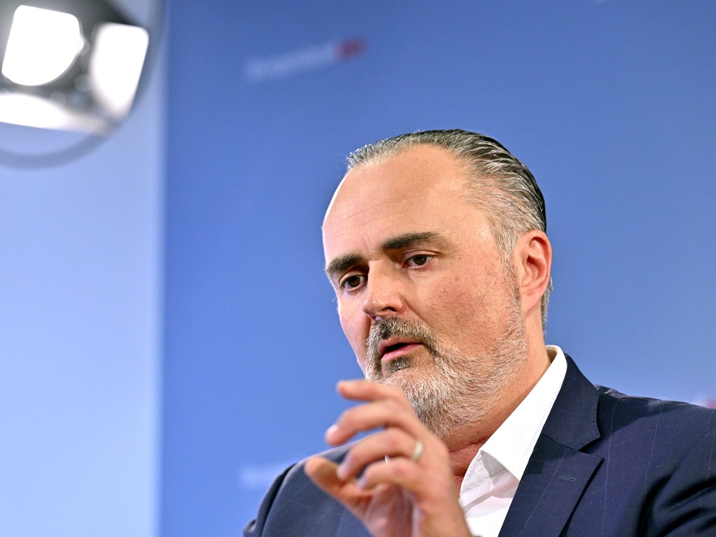 Doskozil vergaß nicht auf Dank an das Ärzteteam. Doskozil vergaß nicht auf Dank an das Ärzteteam.