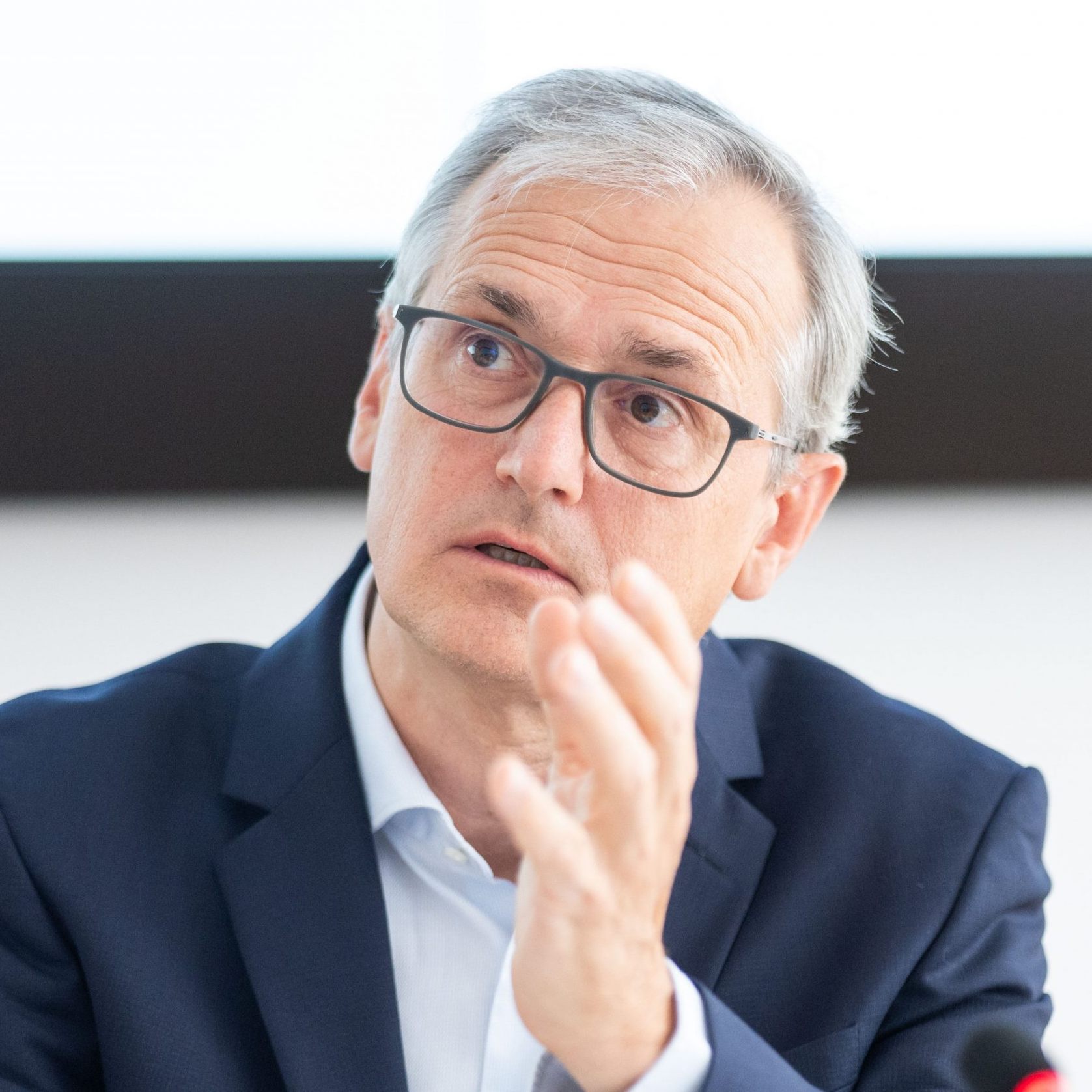 Der E-Control-Chef drängt auf monatliche Stromabrechnung für Kunden.