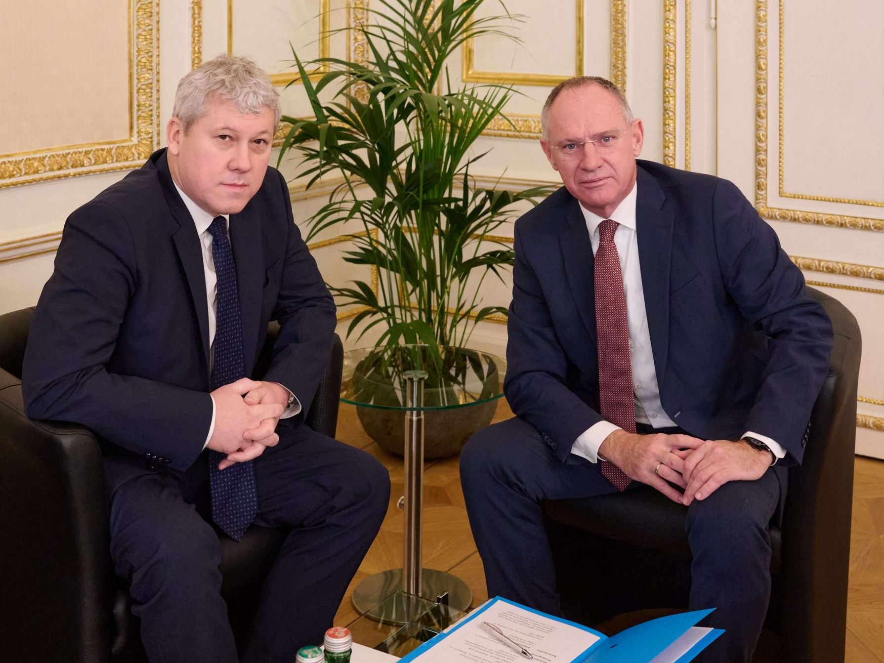 Innenminister Karner trifft Cătălin Predoiu zu einem Arbeitsgespräch in Wien. Innenminister Karner trifft Cătălin Predoiu zu einem Arbeitsgespräch in Wien.