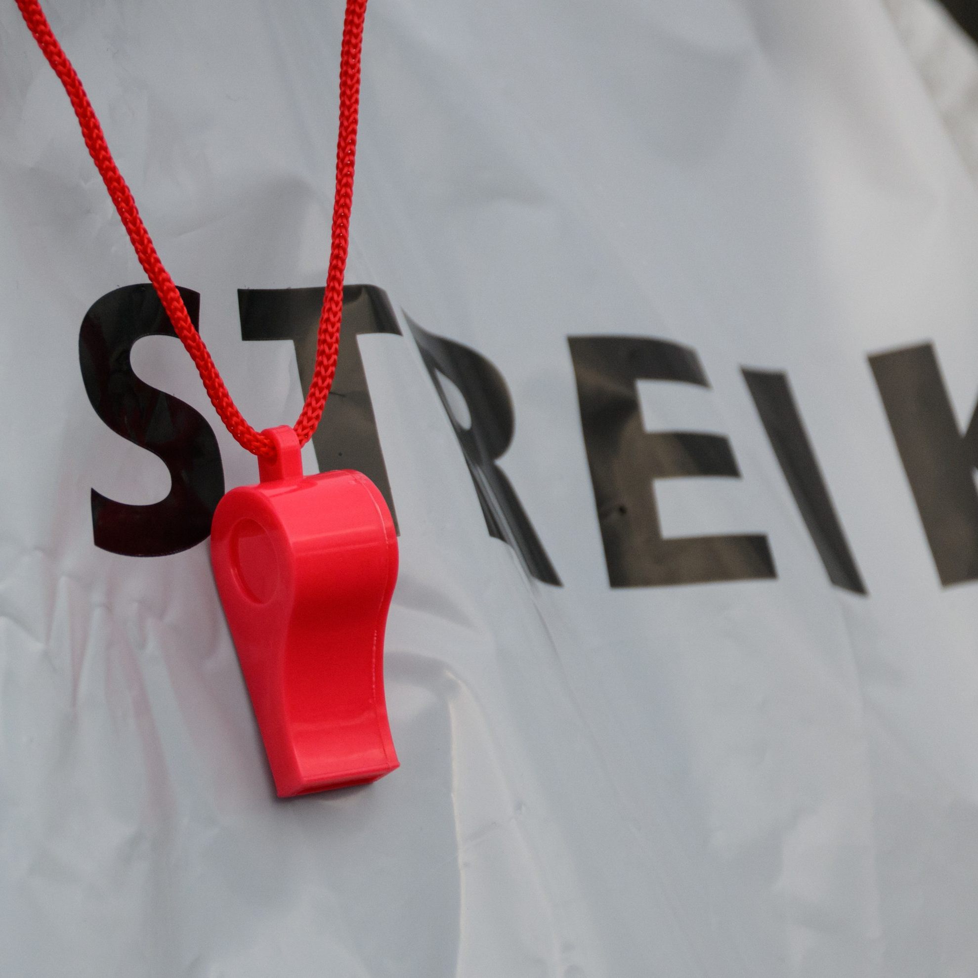 Zunächst sind Betriebsversammlungen und eine Demonstration geplant.