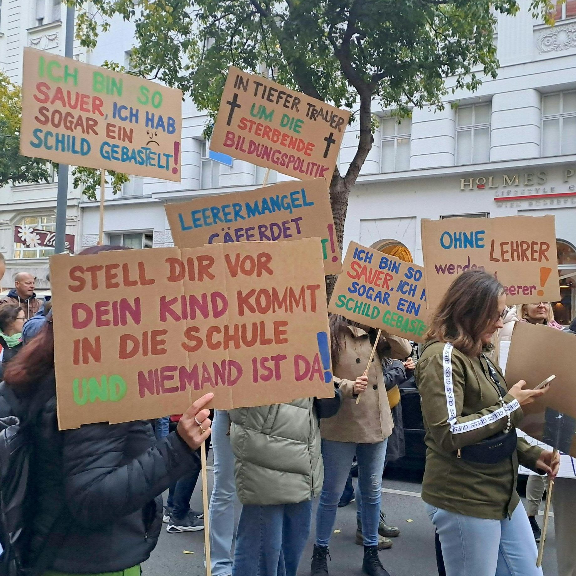 Protest der Pflichtschullehrerinnen und -lehrer.