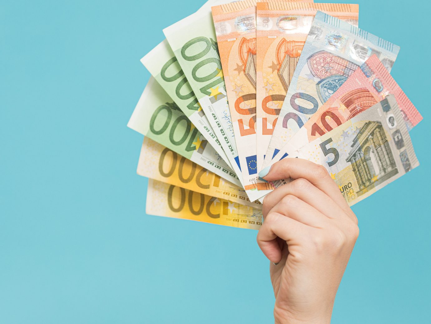 Die Aktion soll auch andere Banken daran erinnern, "nicht offengelegte Bestandsprovisionen an ihre Kundinnen und Kunden zu erstatten." Die Aktion soll auch andere Banken daran erinnern, "nicht offengelegte Bestandsprovisionen an ihre Kundinnen und Kunden zu erstatten."