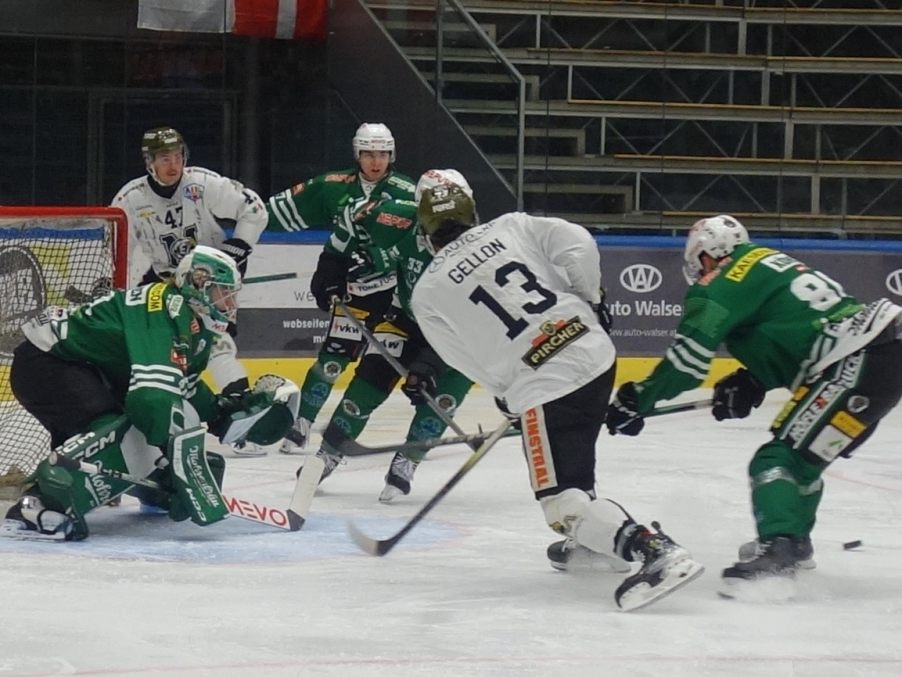 Die Wälder Defensive hatte auch gegen den HC Meran meistens alles im Griff. Die Wälder Defensive hatte auch gegen den HC Meran meistens alles im Griff.