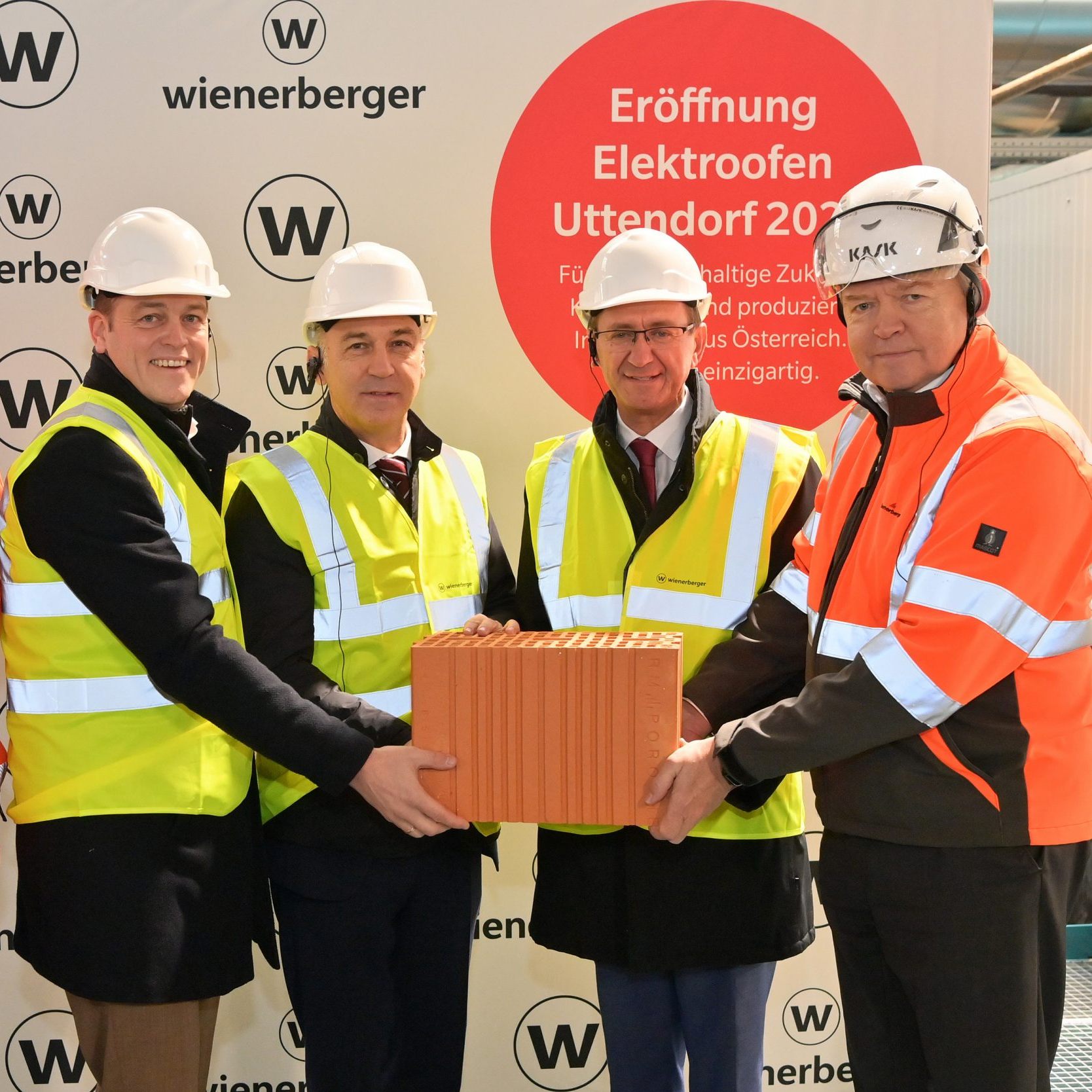 Wienerberger sein erstes "grünes" Werk in Testbetrieb genommen.
