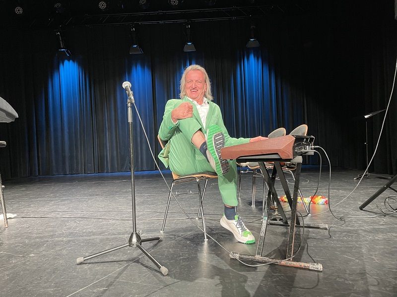 Markus Linder begeisterte die PVÖ-Mitglieder beim 75 Jahre PVÖ-Kabarettnachmittag