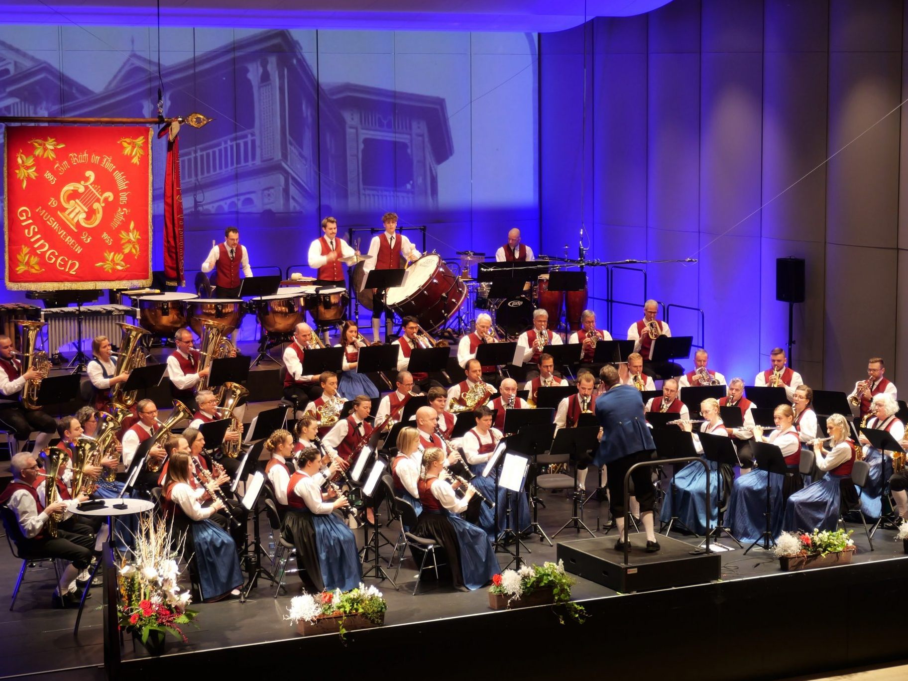 Schwungvolle Märsche und gefühlvolle Melodien begeisterten auf dem Konzert des Musikverein Gisingen.