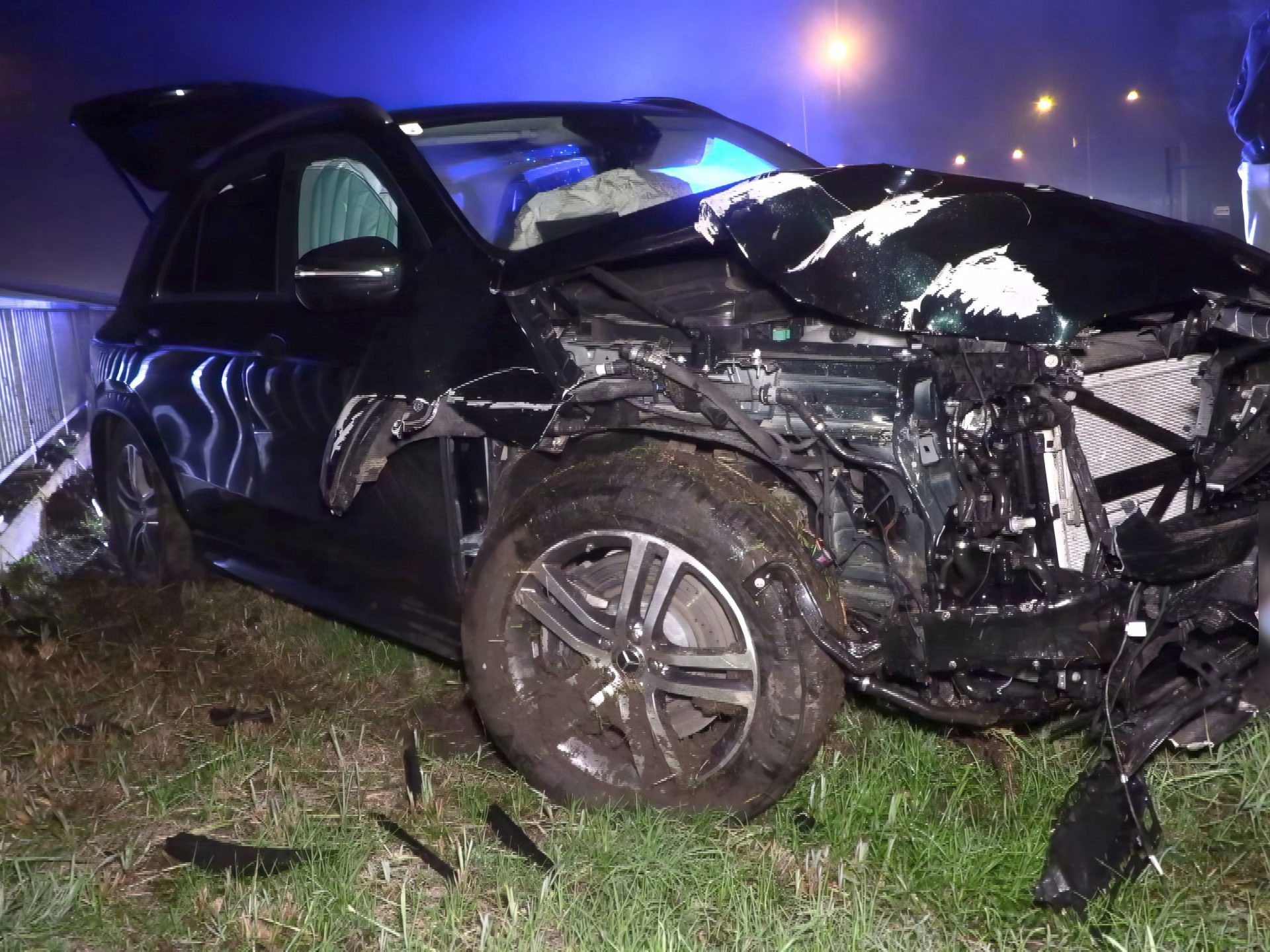 Am Farhzeug entstand Totalschaden