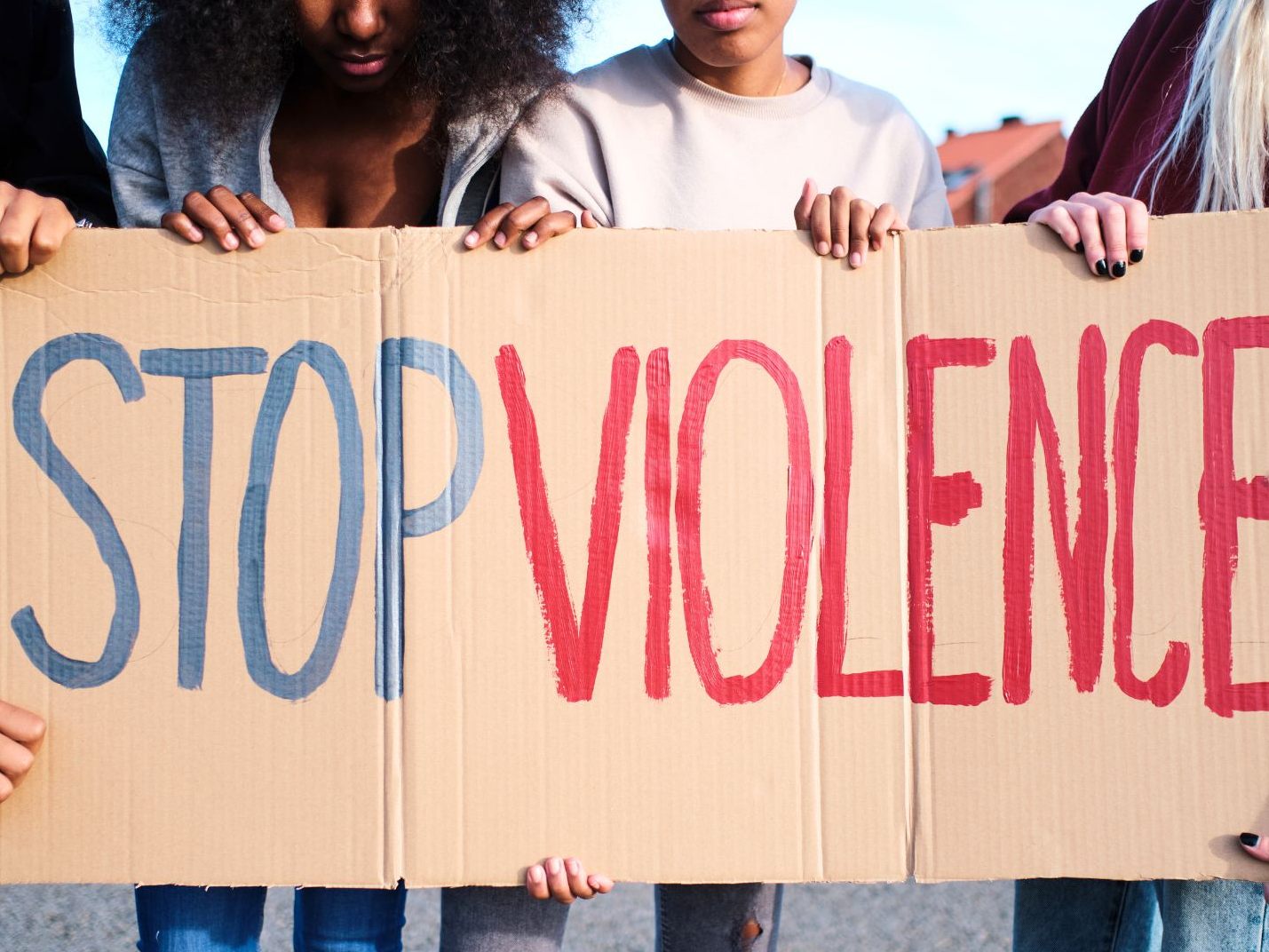 60 Prozent der Morde wurden von Intimpartnern oder Familienmitgliedern begangen. 60 Prozent der Morde wurden von Intimpartnern oder Familienmitgliedern begangen.