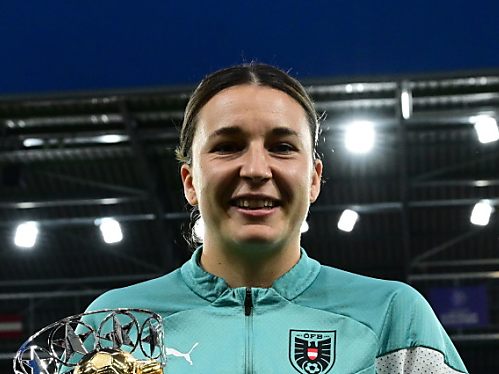 Auf so einen Pokal darf sie sich wieder freuen