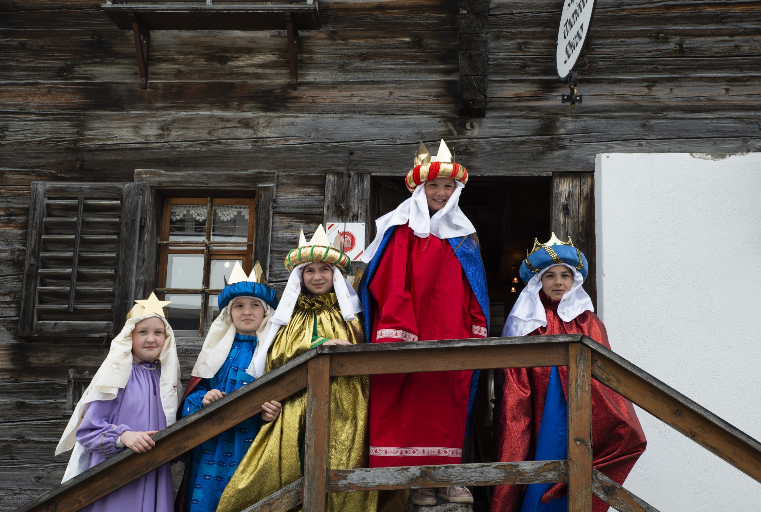 Sternsinger/innen in Gaschurn Sternsinger/innen in Gaschurn
