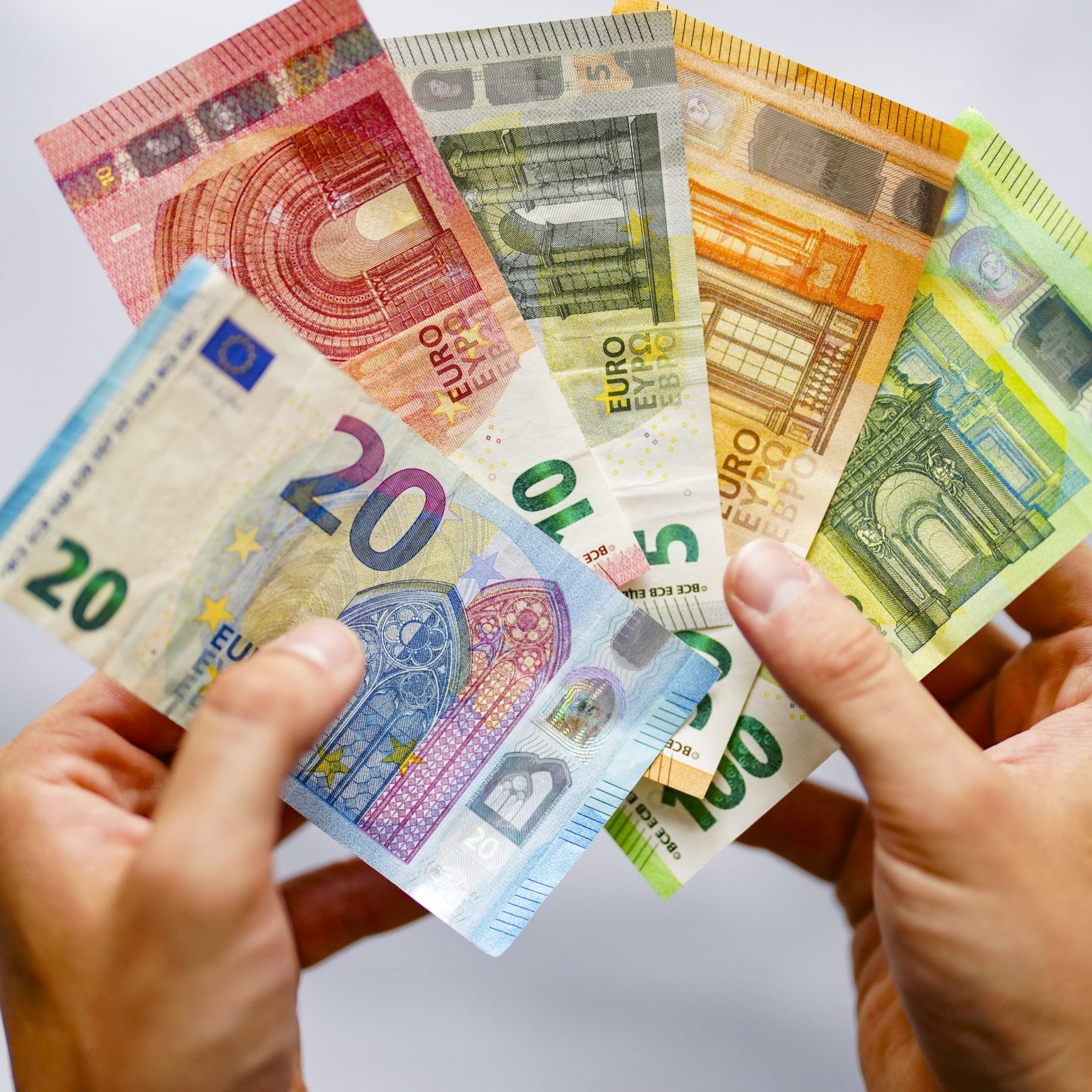 Im Vergleich zum Vorjahr hat die Zahl an Einkommensverlierern abgenommen.