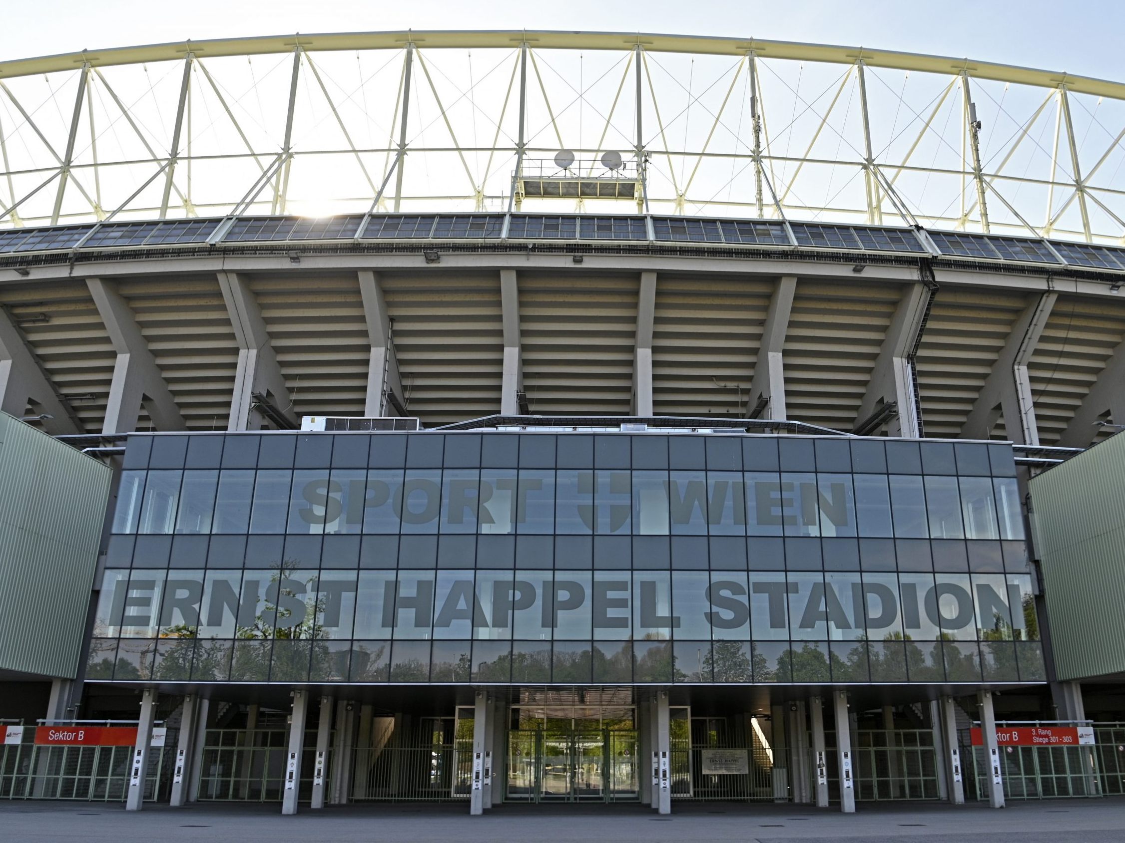 Im Wiener Ernst-Happel-Stadion bestreitet ÖFB-Team bestreitet das ÖFB-Team den NL-Showdown gegen Serbien. Im Wiener Ernst-Happel-Stadion bestreitet ÖFB-Team bestreitet das ÖFB-Team den NL-Showdown gegen Serbien.