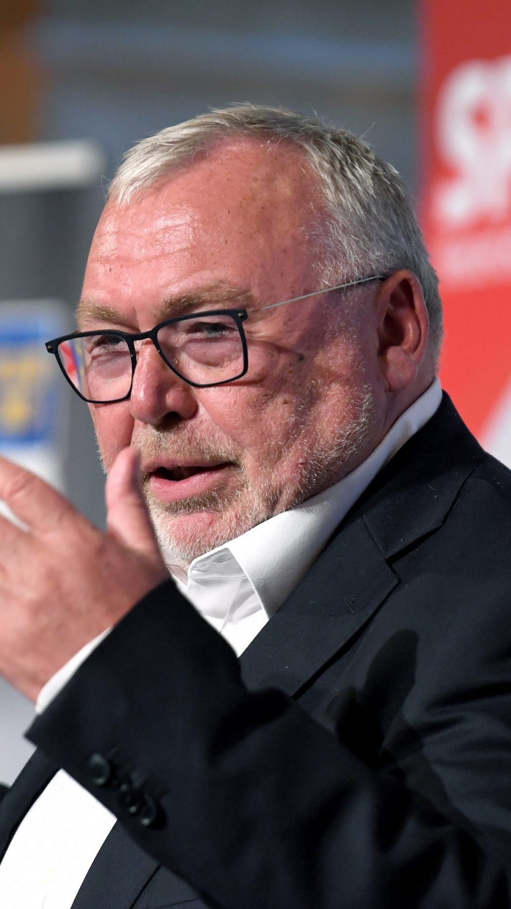 Neben Gusenbauer zahlten auch andere Aufsichtsräte zurück.