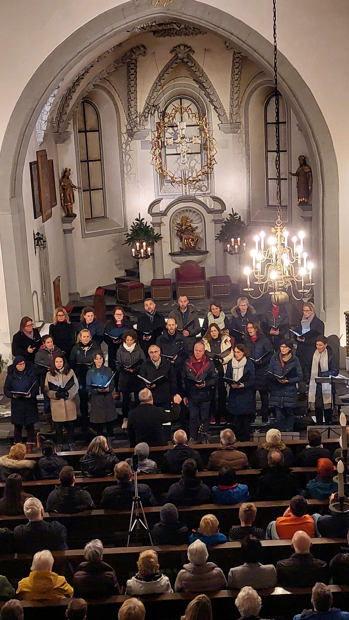 Adventbesinnung mit dem Chor Shalom und gemütlicher Ausklang Adventbesinnung mit dem Chor Shalom und gemütlicher Ausklang