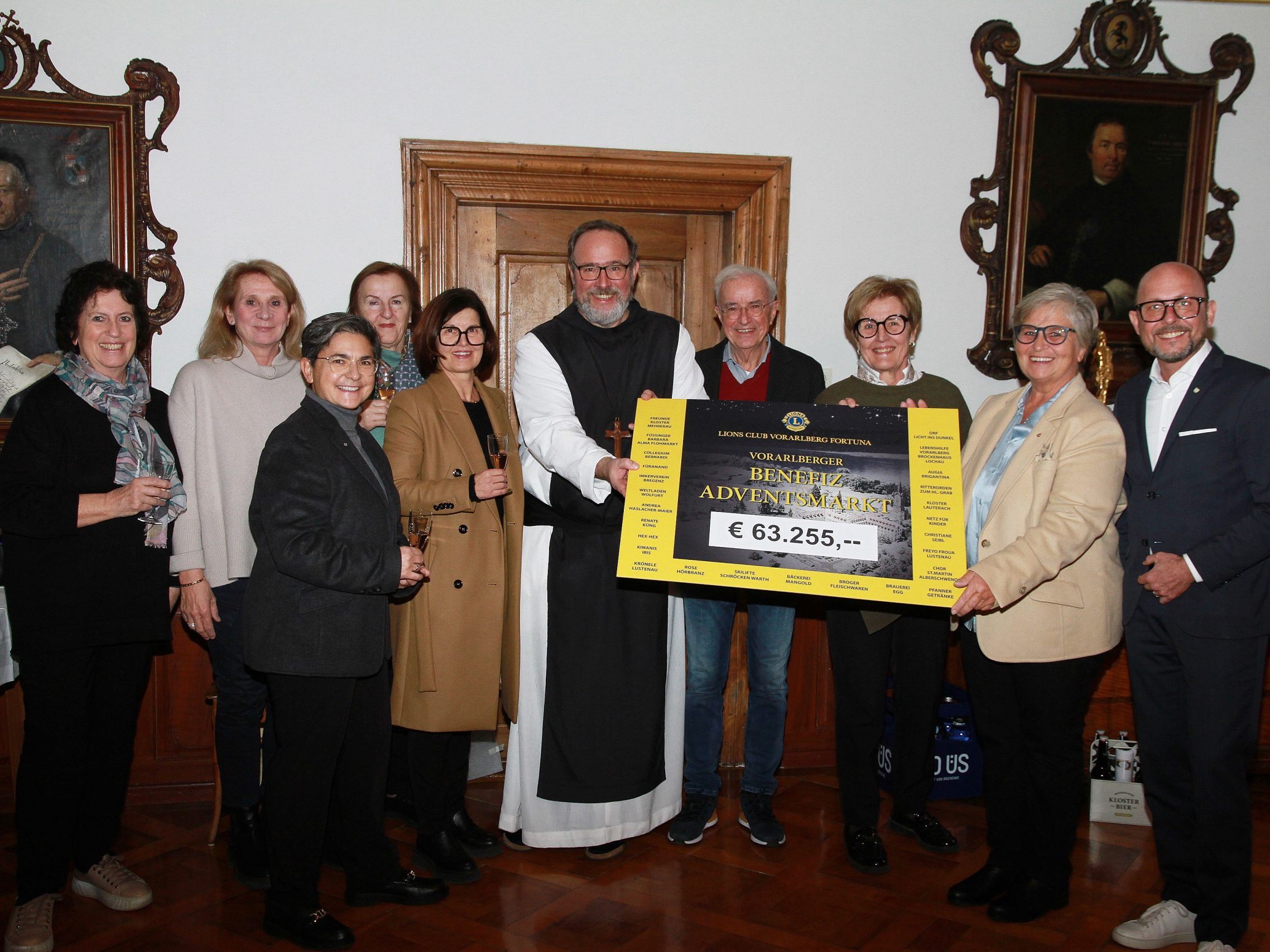 Ingrid Köb-Berchtold, Christine Voss, Kyriaki Efstathiou, Monika Sauermoser, Katharina Schmidinger, Abt Vinzenz, Dr. Herbert Sausgruber, Marie-Luise Dietrich, Andrea Helbok und Bgm. Michael Ritsch Ingrid Köb-Berchtold, Christine Voss, Kyriaki Efstathiou, Monika Sauermoser, Katharina Schmidinger, Abt Vinzenz, Dr. Herbert Sausgruber, Marie-Luise Dietrich, Andrea Helbok und Bgm. Michael Ritsch