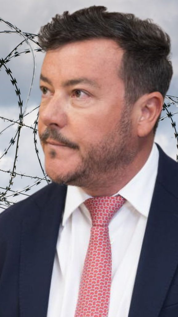 In Italien wurde Haftbefehl gegen Benko erlassen.