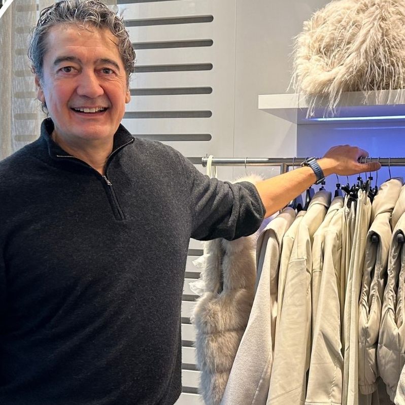 Dietmar Mostegl wills nochmal wissen und eröffnet einen Pop-Up-Store.