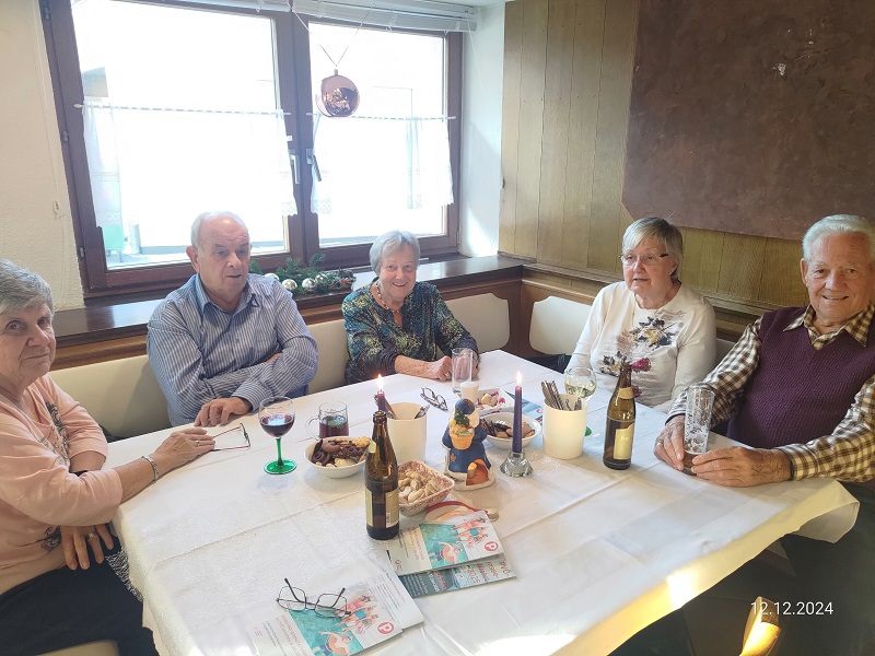 Weihnachtshock beim PVÖ Frastanz Weihnachtshock beim PVÖ Frastanz