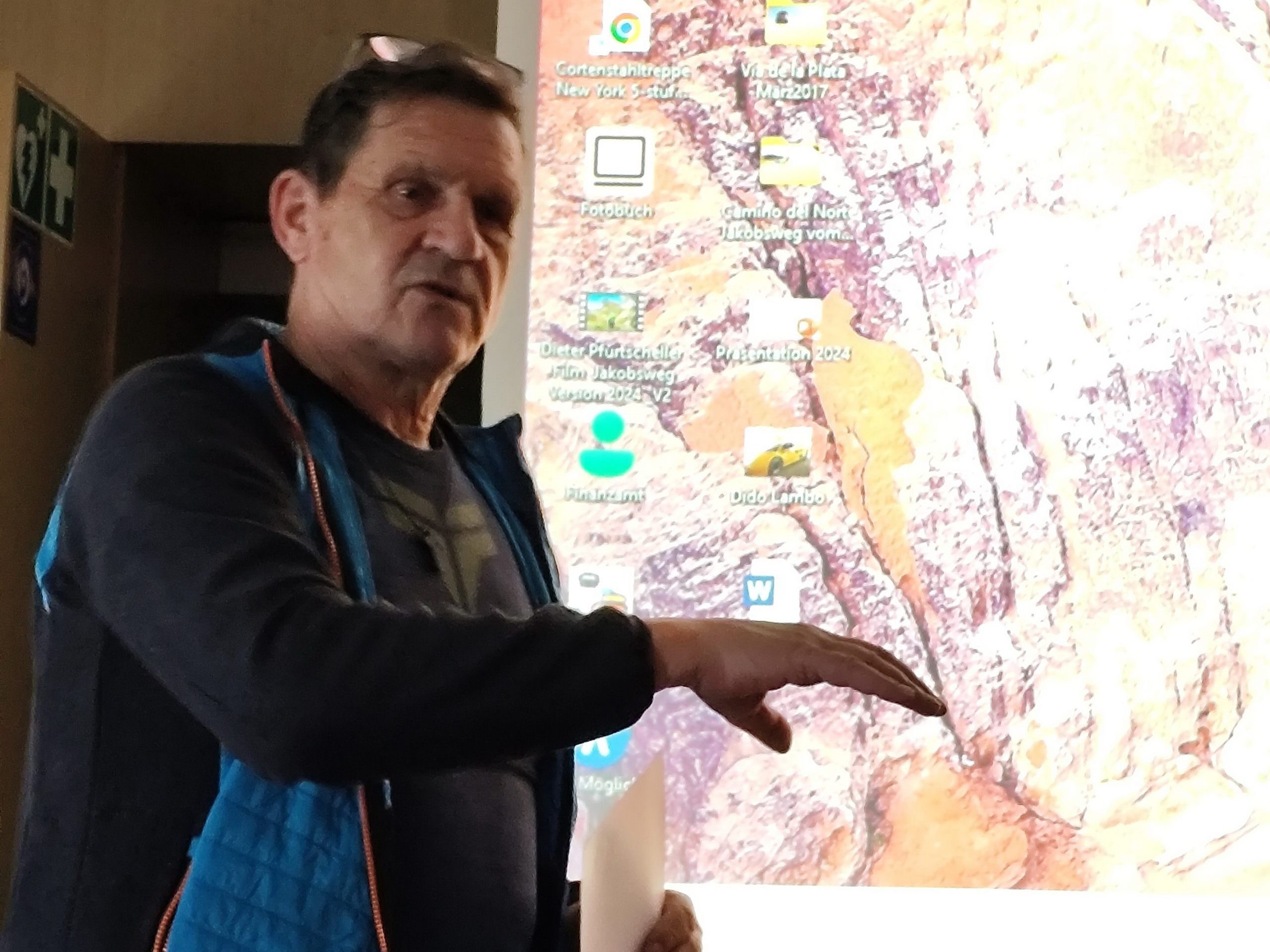 Dieter Purtscheller im Pilgerdress.