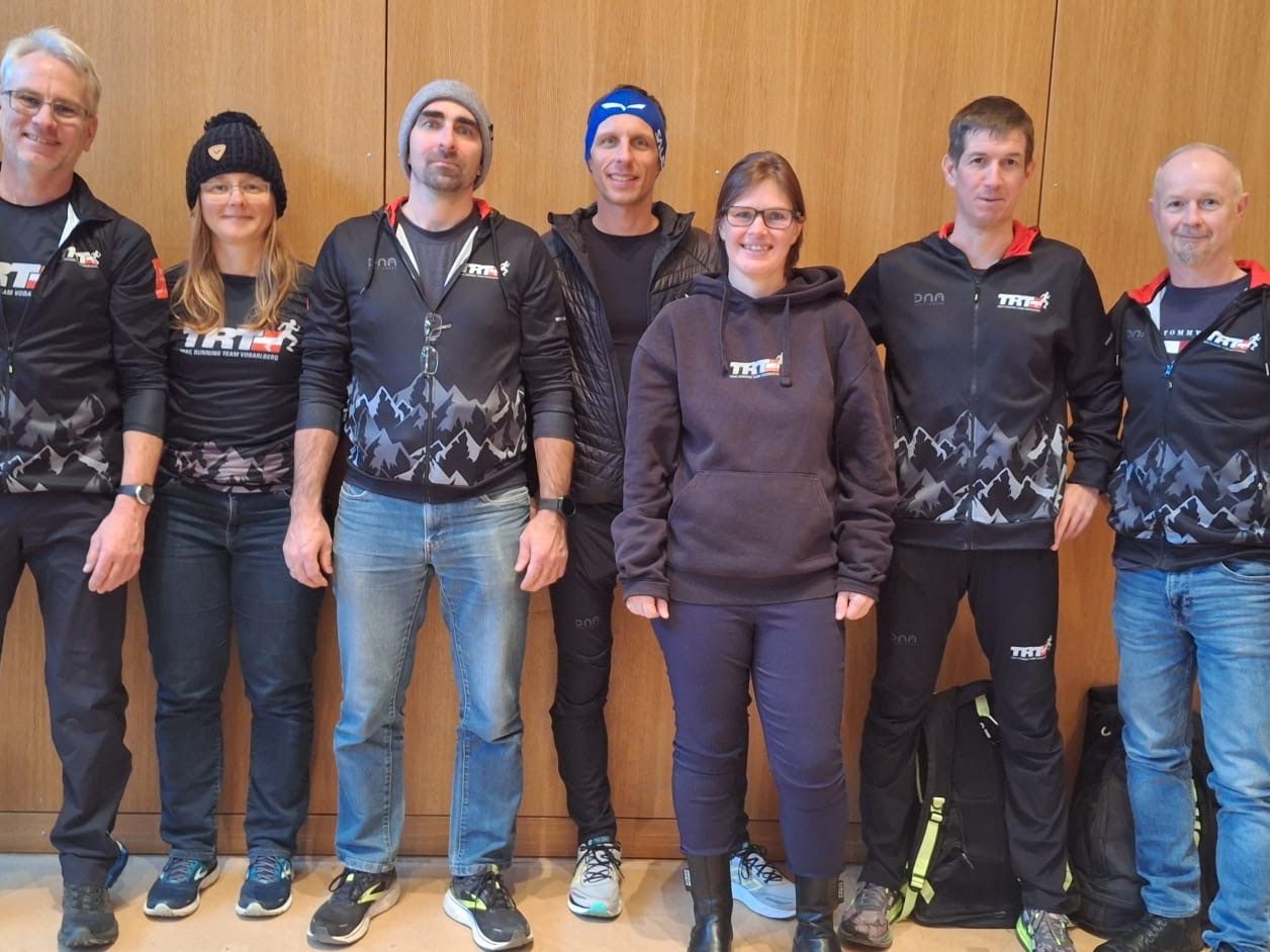 Das TRT Vorarlberg Team nach dem Silvesterlauf in Altach
