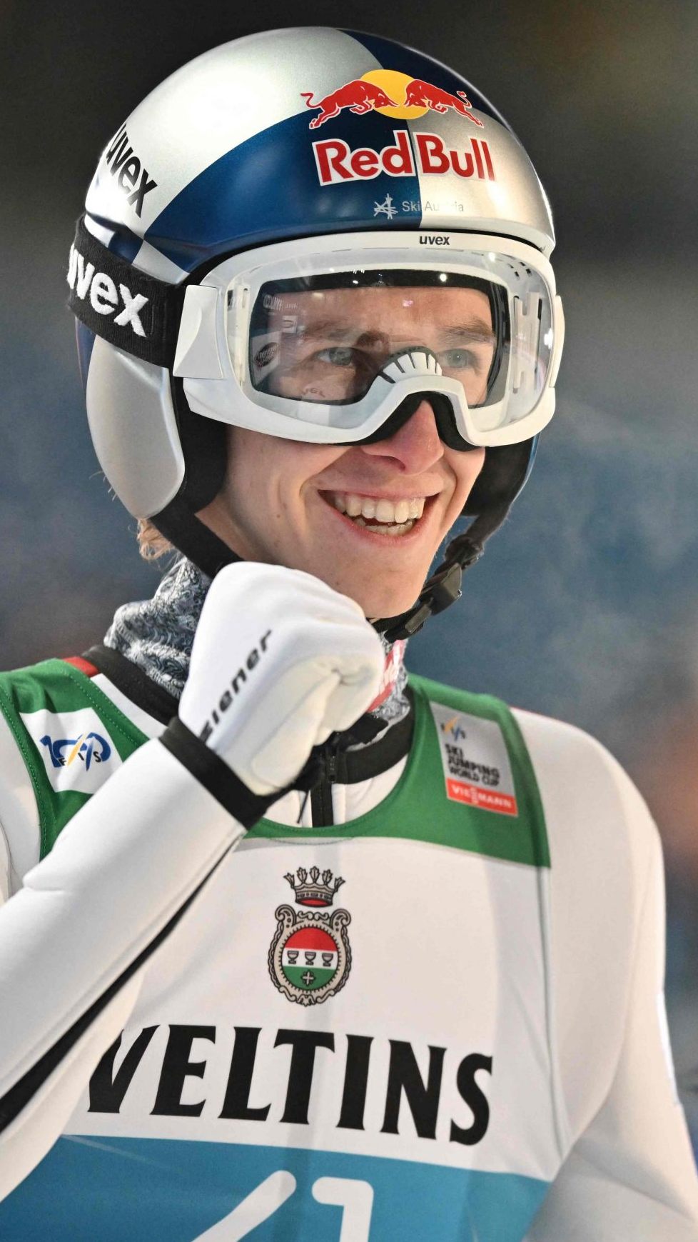 Tschofenig (Bild) gewinnt Quali, Kraft, Hayböck, Hörl und Ortner präsentierten sich bei Start der Vierschanzentournee auch in Topform.