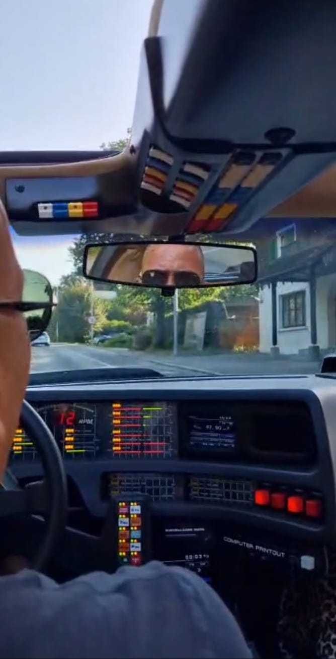 Christian hat eine Ausfahrt mit seinem KITT für die Auktion zur Verfügung gestellt und hat die Summe von 535 Euro sogar noch auf 800 Euro aufgerundet. Christian hat eine Ausfahrt mit seinem KITT für die Auktion zur Verfügung gestellt und hat die Summe von 535 Euro sogar noch auf 800 Euro aufgerundet.