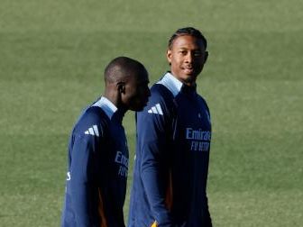 David Alaba arbeitet weiter am Comeback. David Alaba arbeitet weiter am Comeback.