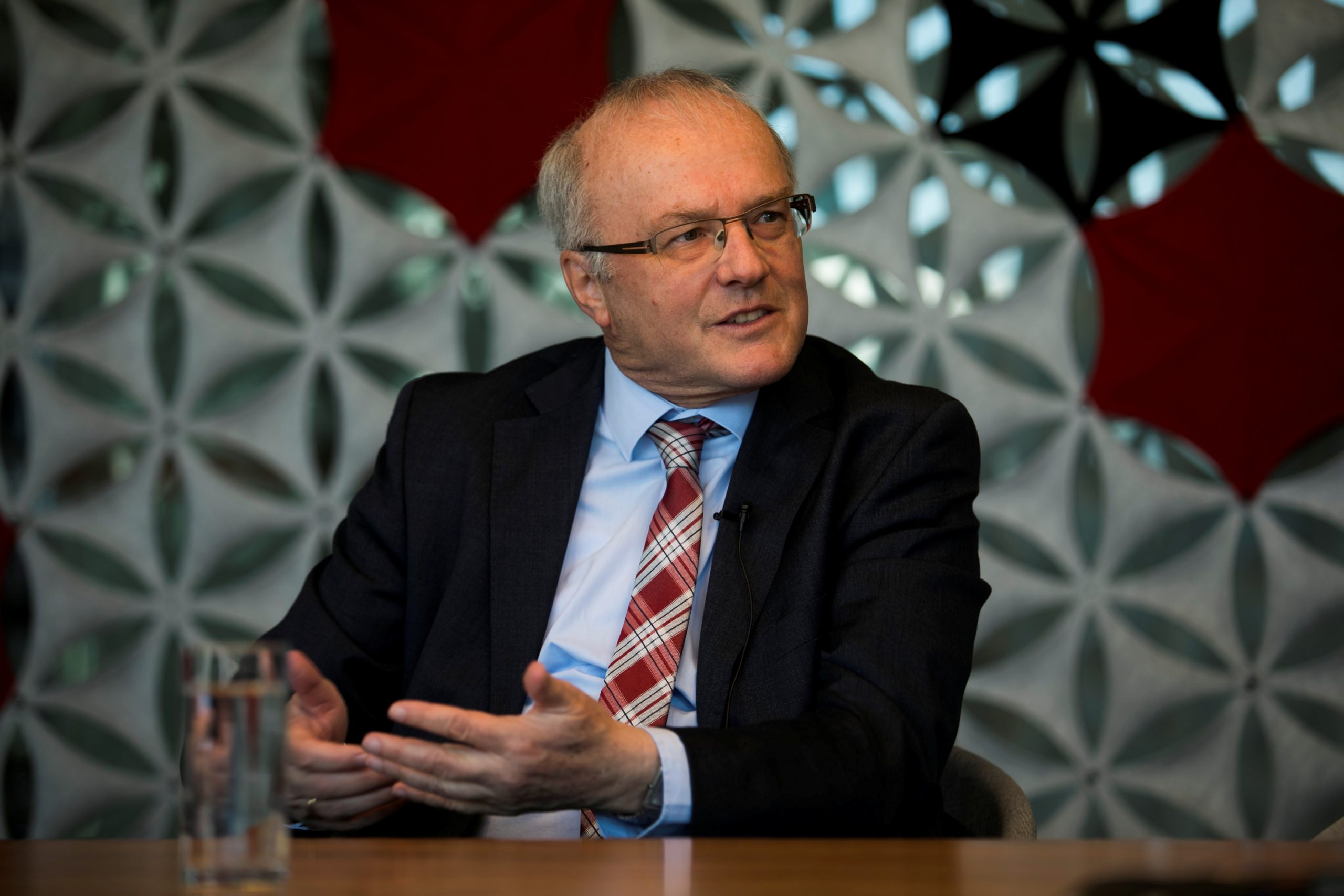 Dr. Reinhard Haller