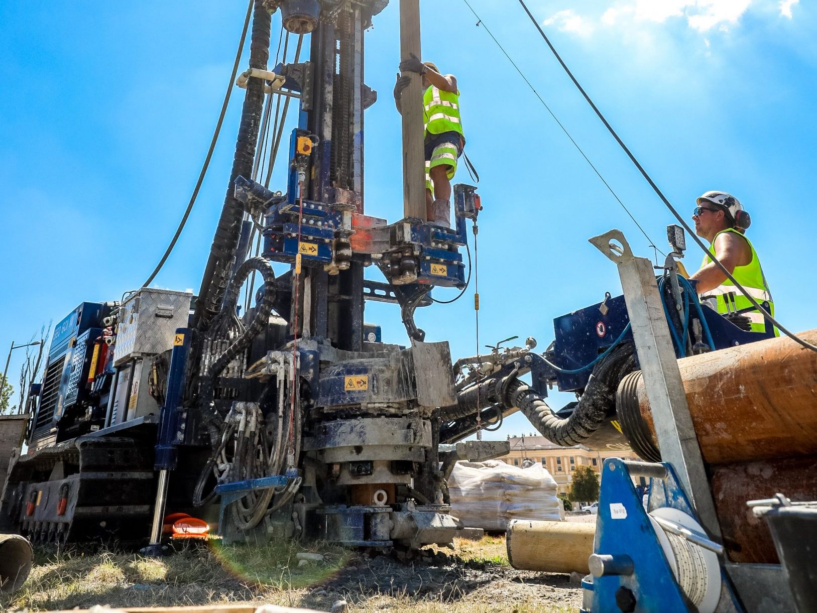 Die Arbeiten sollen im Juni abgeschlossen werden. Die Arbeiten sollen im Juni abgeschlossen werden.