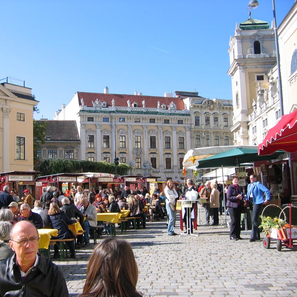 Der Biobauernmarkt auf der Wiener Freyung startet noch diese Woche in eine neue Saison.