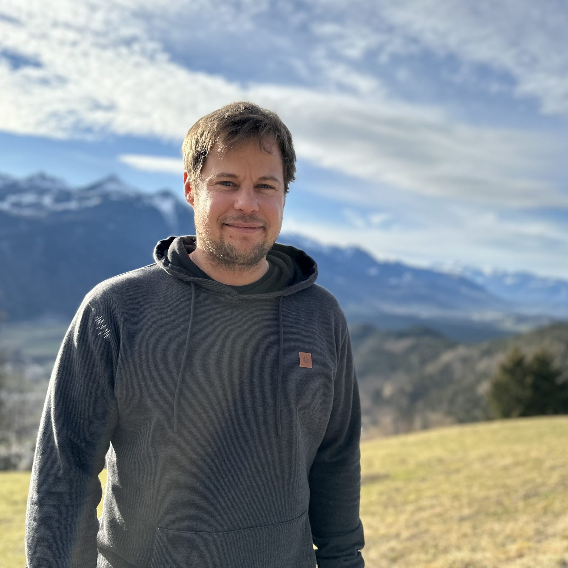 Landesalpinreferent Bernhard Bartl gibt Tipps für sichere Bergtouren.