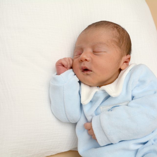 Die gesamte VOL.AT-Redaktion gratuliert herzlich zu diesem besonderen Ereignis und wünscht der Familie Fadil viele wundervolle Momente mit ihrem kleinen Wunder Noah.