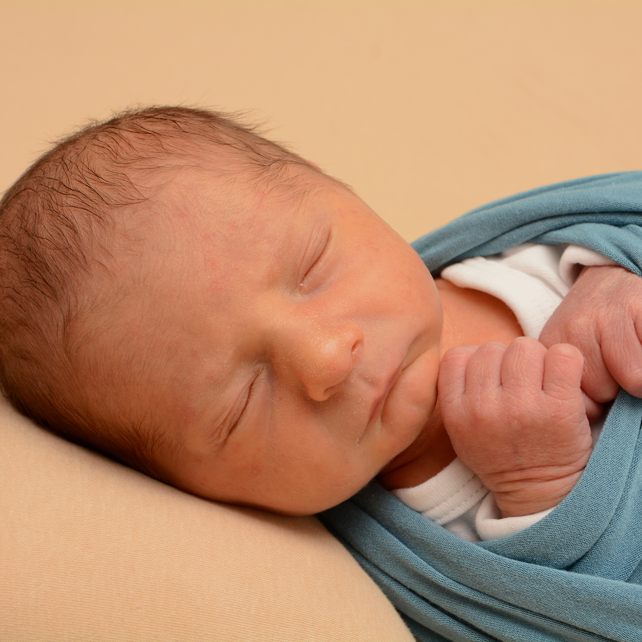 Die gesamte VOL.AT-Redaktion gratuliert herzlich zu diesem besonderen Ereignis und wünscht der Familie Beregi viele wundervolle Momente mit ihrem kleinen Wunder Nolen Denis.