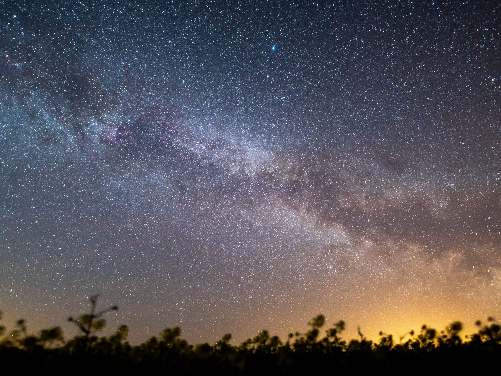 Im Februar gibt es eine Planetenparade am Abendhimmel. Im Februar gibt es eine Planetenparade am Abendhimmel.