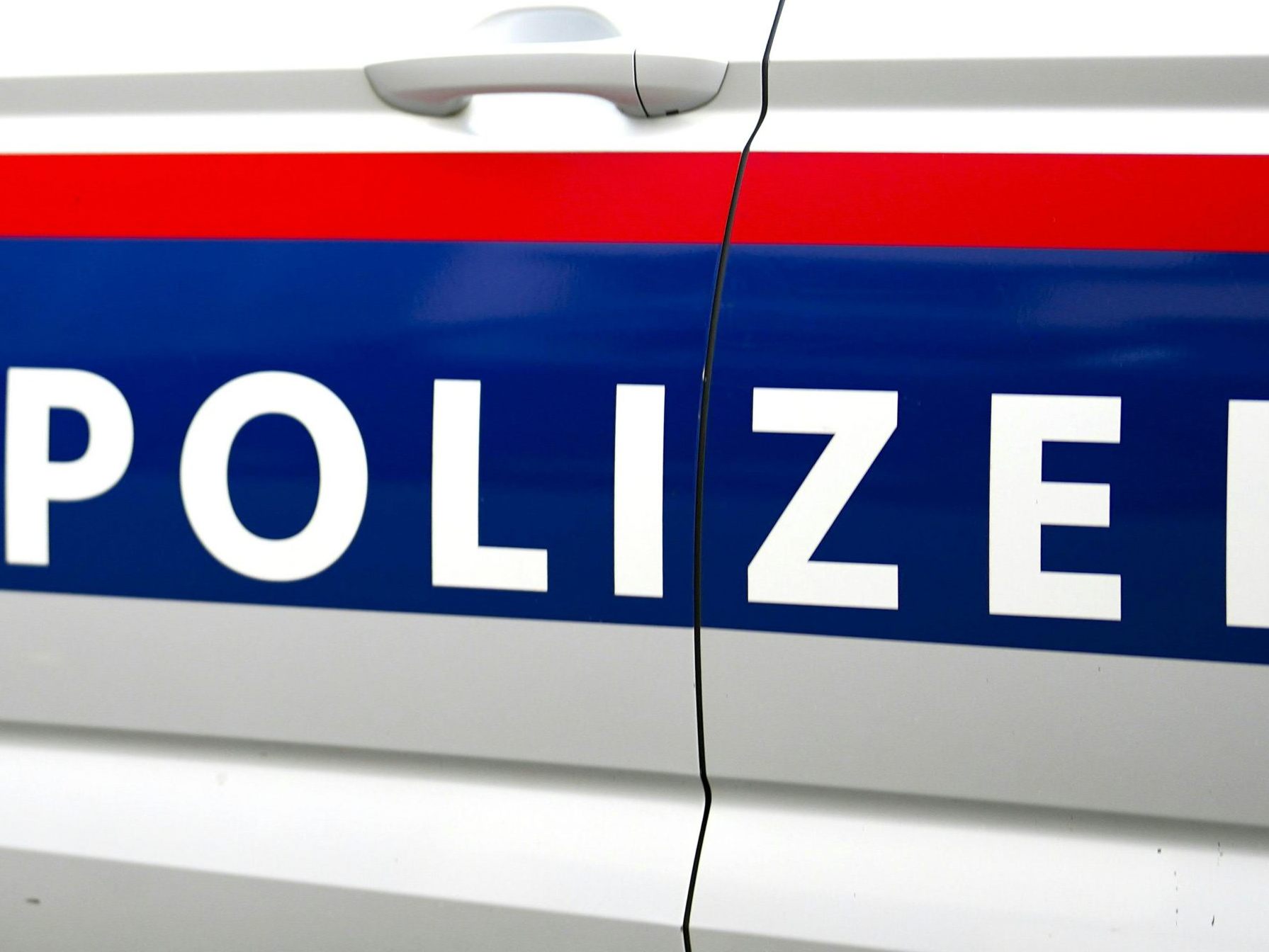 Der angehaltene 18-Jährige habe die Aussage verweigert.