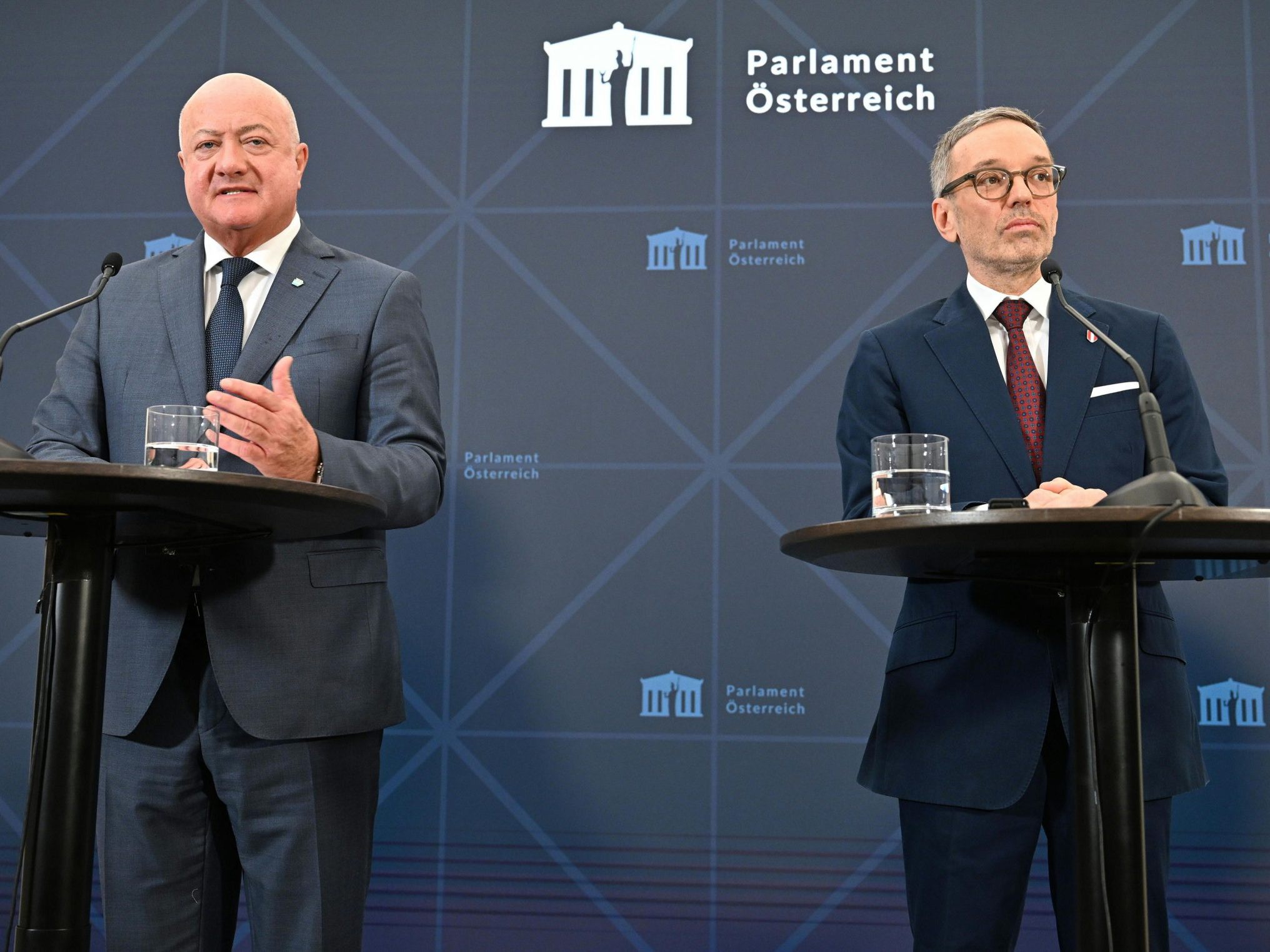 Details zu den geplanten Sparmaßnahmen wurden präsentiert.