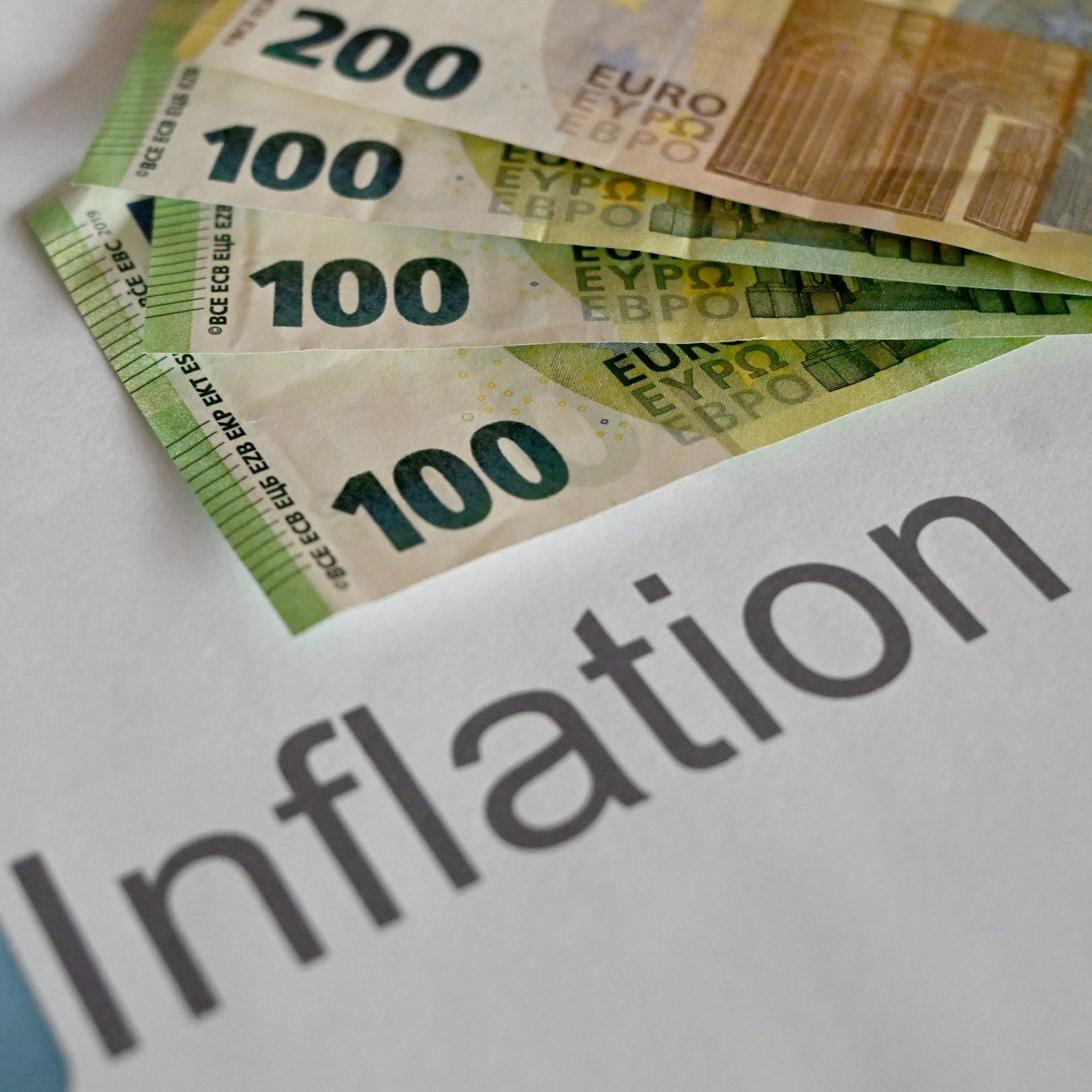 Die Jahresinflation lag 2024 bei 2,9 Prozent, nach 7,8 Prozent 2023.