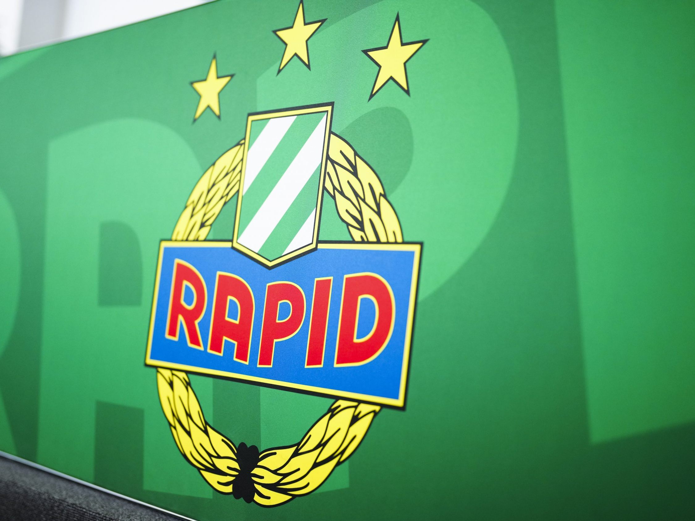 Rapid verlieh Tobias Hedl an Zulte Waregem. Rapid verlieh Tobias Hedl an Zulte Waregem.