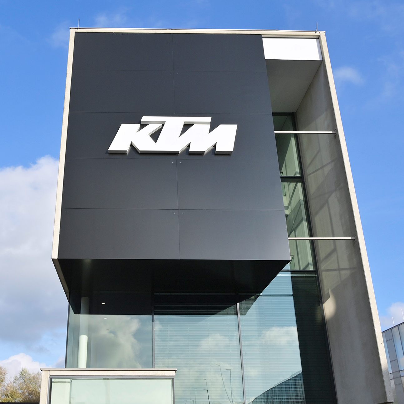 2,2 Mrd. Euro an Forderungen von Gläubigern angemeldet.