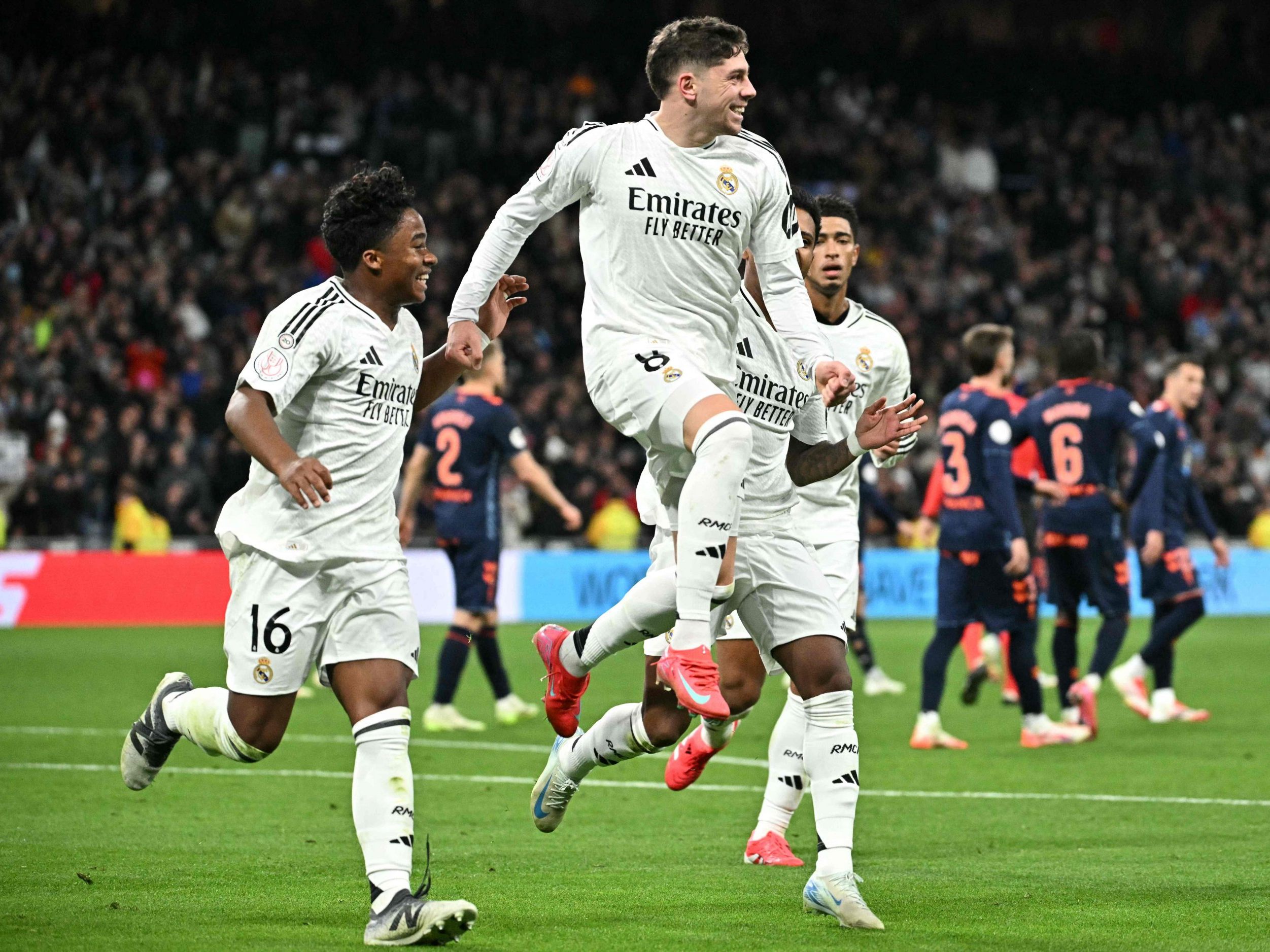 Real Madrid schlug Celta Vigo trotz Rückschlag. Alaba nicht mit dabei.