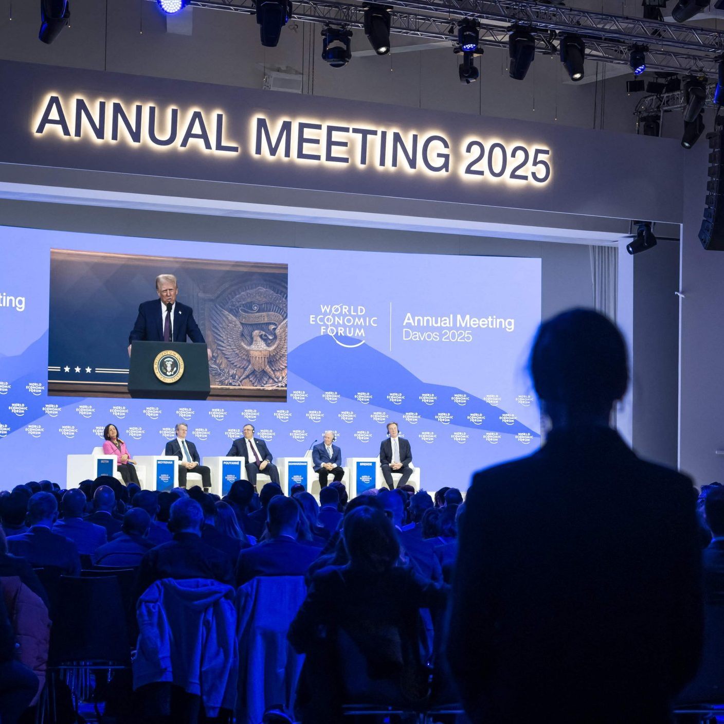Trump wurde beim Weltwirtschaftsforum in Davos live zugeschaltet.
