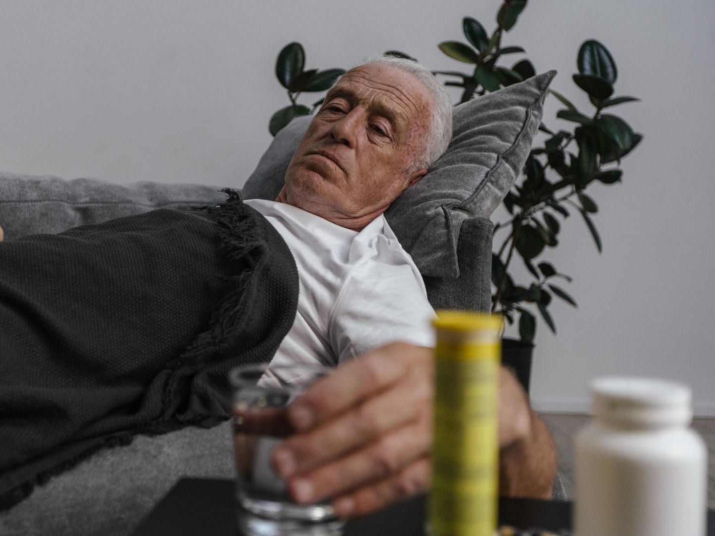 Besonders älteren Personen kann eine Zweitinfektion mit Pneumokokken bei bestehender Influenza gefährlich werden. Besonders älteren Personen kann eine Zweitinfektion mit Pneumokokken bei bestehender Influenza gefährlich werden.