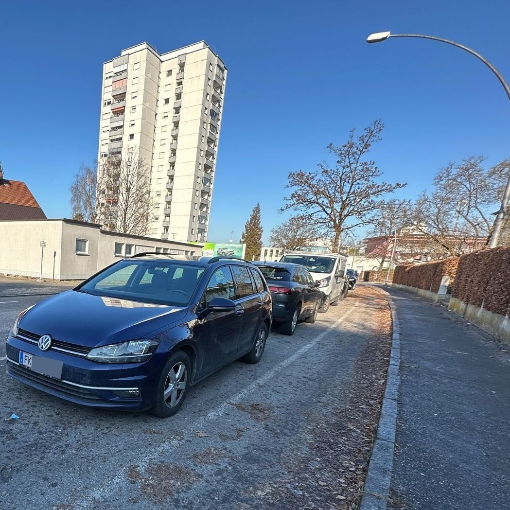 In der Strabonstraße parken auch Pendler gerne.