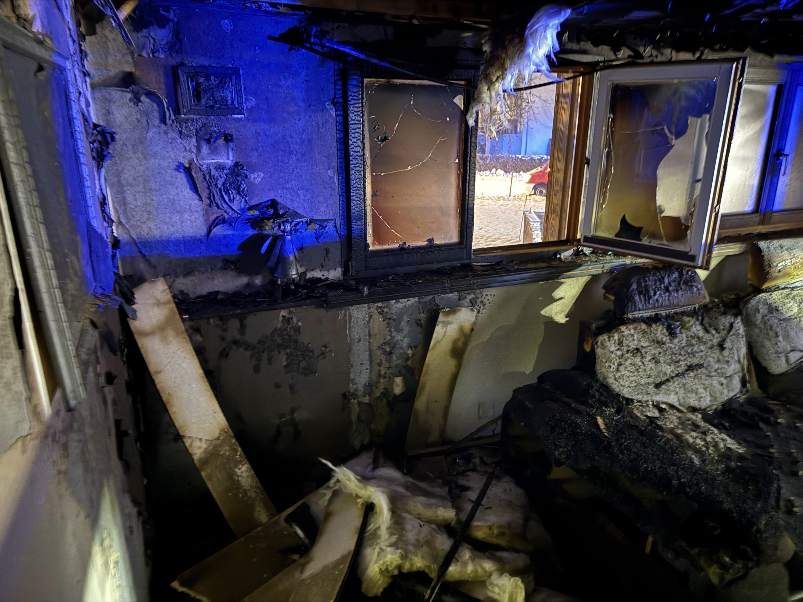 Zwei Hunde überlebten den Brand nicht Zwei Hunde überlebten den Brand nicht