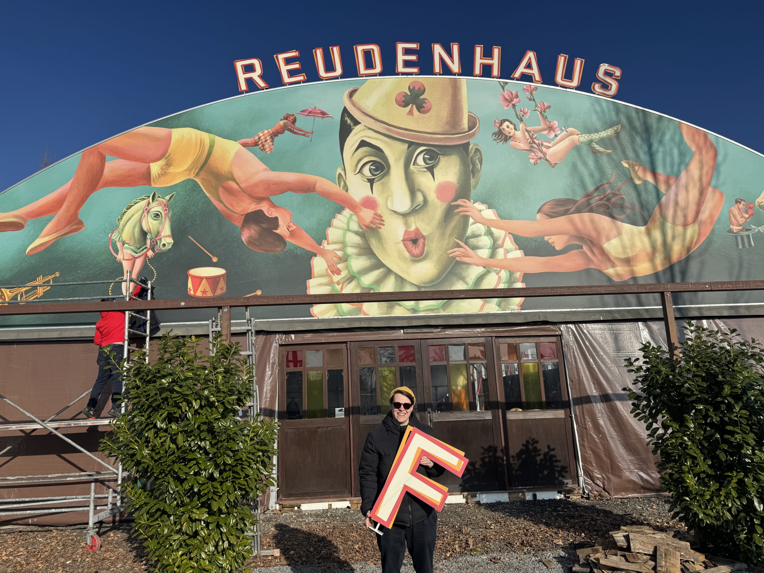 Freudenhaus Umzug Freudenhaus Umzug