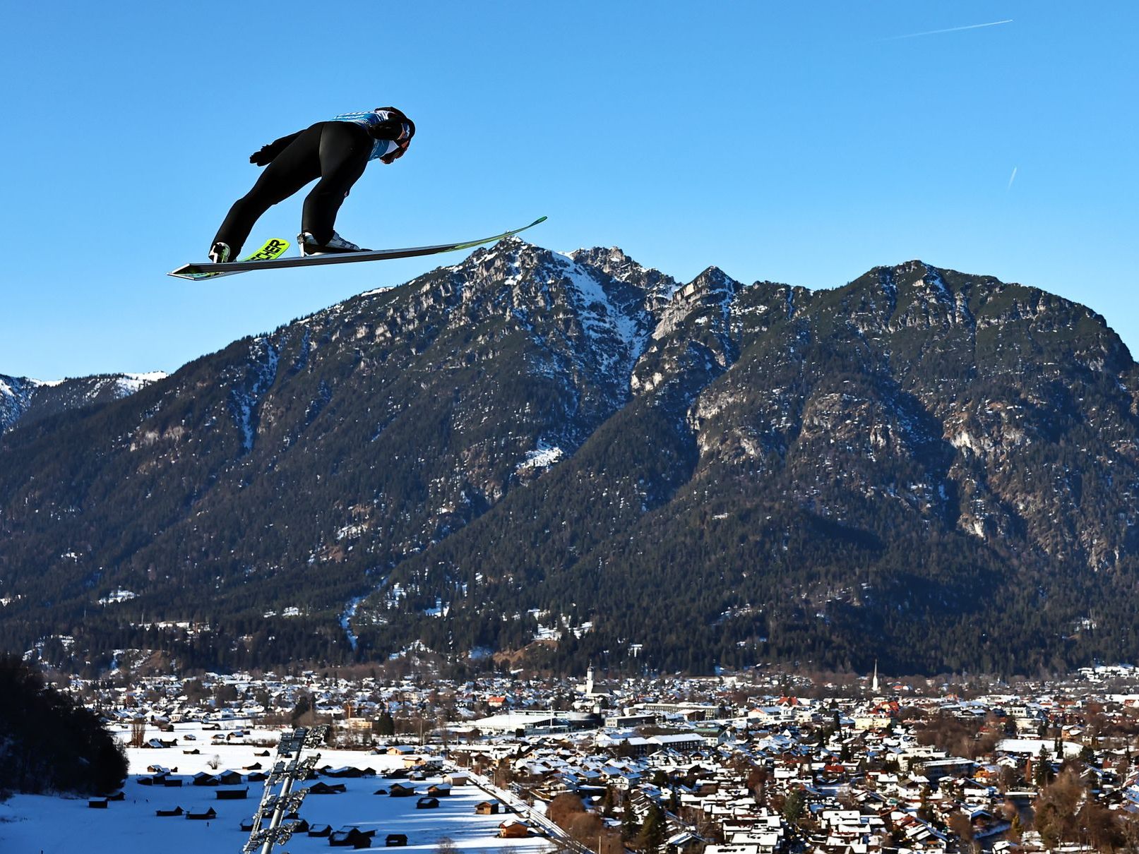 Oberstdorf-Sieger Kraft landete in der Garmisch-Quali auf Rang elf. Oberstdorf-Sieger Kraft landete in der Garmisch-Quali auf Rang elf.