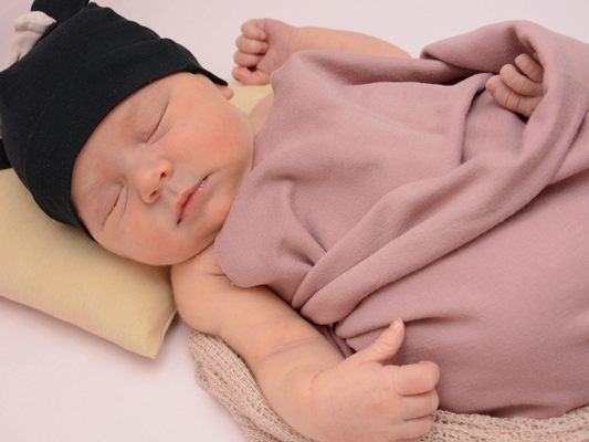 Die gesamte Redaktion von VOL.AT gratuliert herzlich zur Geburt von Lilith Heidi. Wir wünschen der Familie viele unvergessliche Momente voller Liebe und Freude mit ihrem kleinen Winterwunder. Die gesamte Redaktion von VOL.AT gratuliert herzlich zur Geburt von Lilith Heidi. Wir wünschen der Familie viele unvergessliche Momente voller Liebe und Freude mit ihrem kleinen Winterwunder.