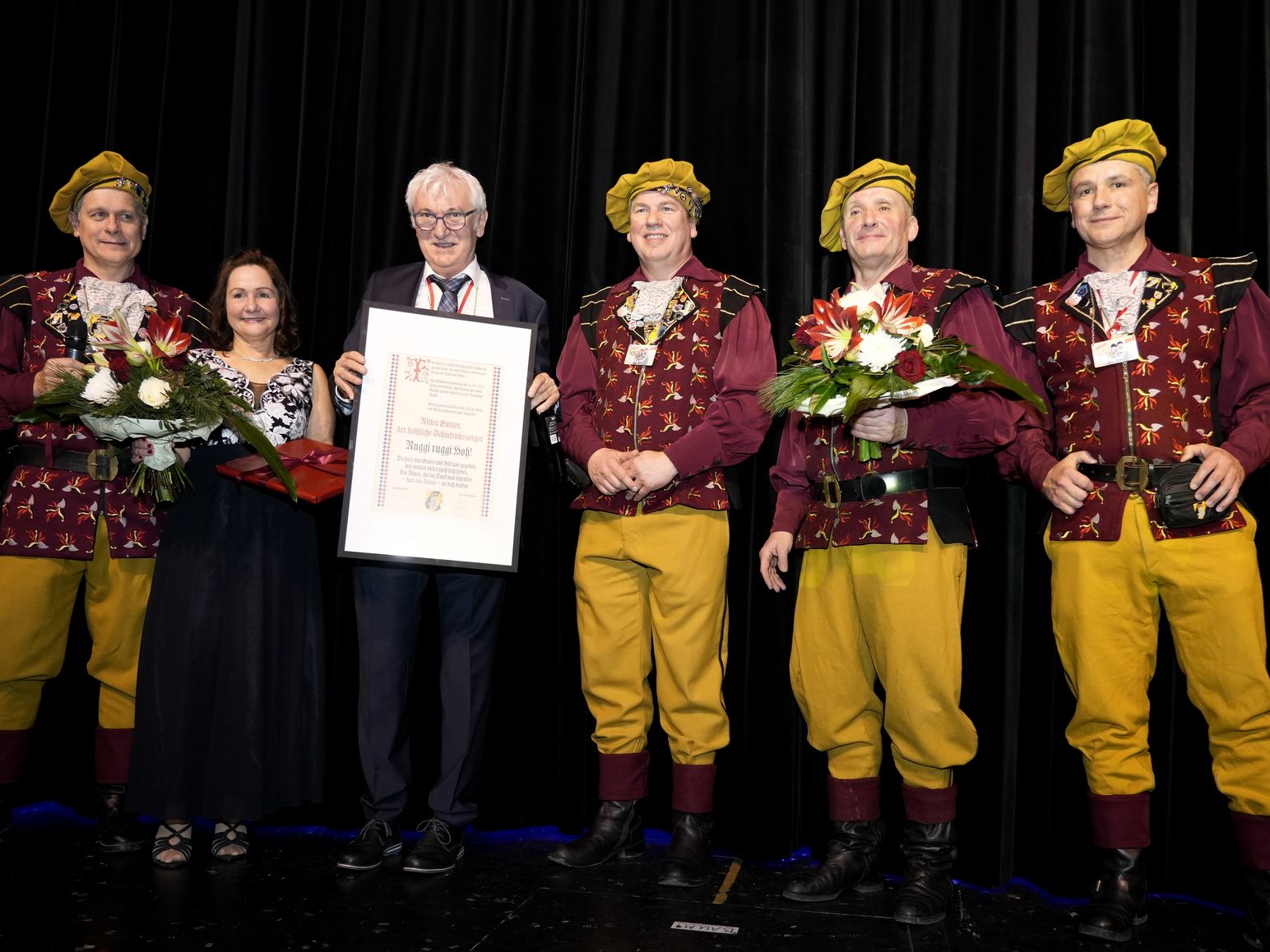 Glamouröser Raubritterball begeistert Besucher Glamouröser Raubritterball begeistert Besucher