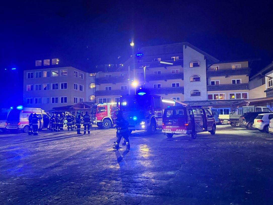 Alle Hotelgäste konnten das Haus selbstständig verlassen.