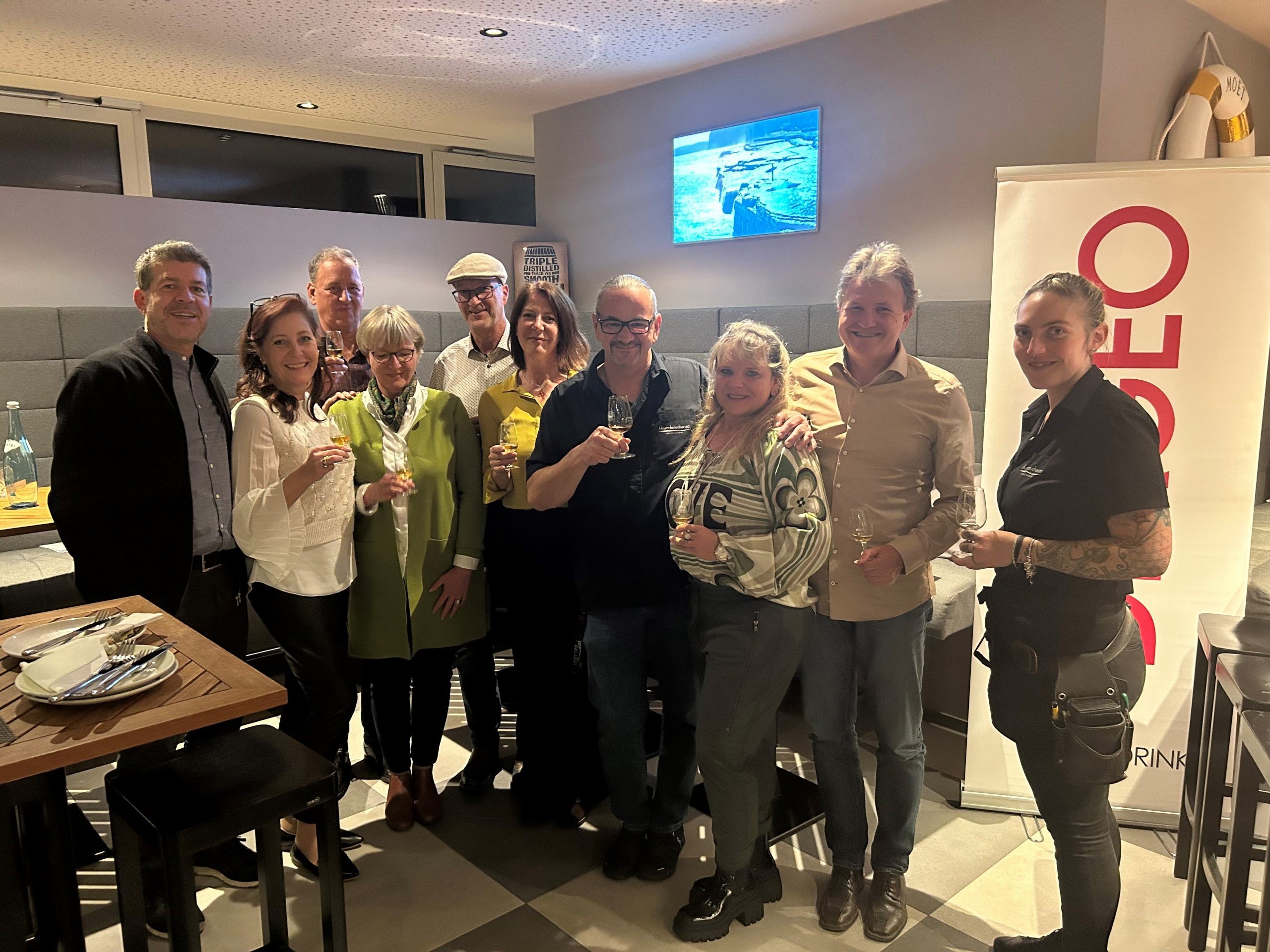 Die Gildenball-Gewinner bei der Whisky-Verköstigung